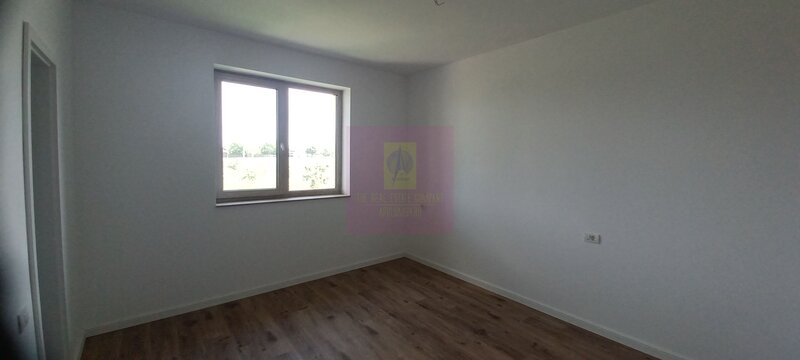 Gulia, casa noua parter 4 camere, curte 514 mp